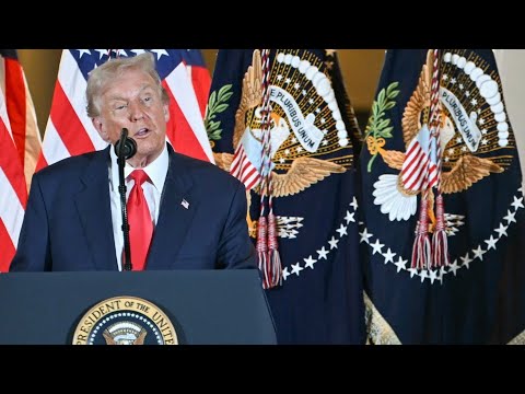 Trump Says ‘Too-Late’ Powell Will Be Out in ‘A Few Months’