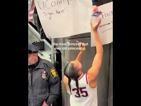 Azzi Fudd and Paige Bueckers are RELATIONSHIP GOALS 👏 (via isabel12.20/TT)