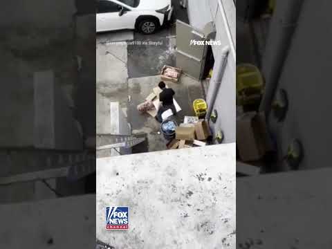 GROSS: Restaurant worker CAUGHT red-handed #foxnews #news #shorts #us #restaurant