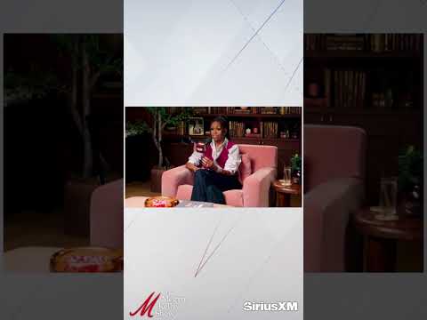 Megyn Kelly Reacts to Michelle Obama Explaining America is Too Sexist For Her to Run For President