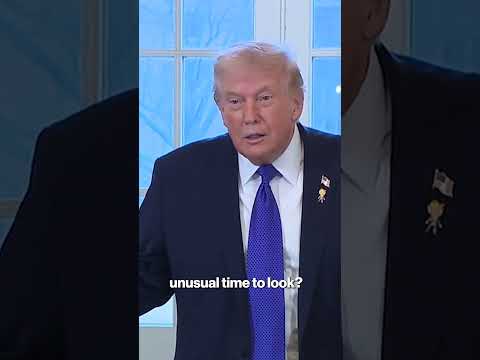 Trump Pauses Venezuela Oil Meeting to Check Out White House Ballroom #shorts