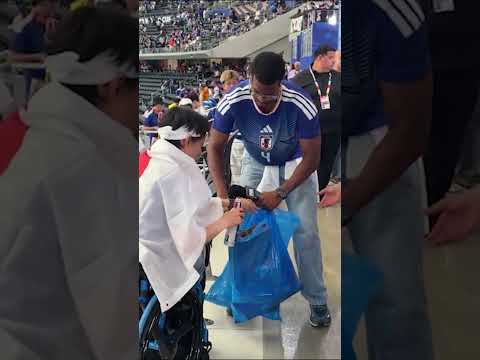 Jameis Winston helps Japan fan clean up after World Cup match #shorts