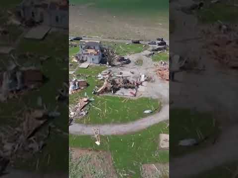 Tornado Leaves Path of Destruction Across Illinois County #shorts