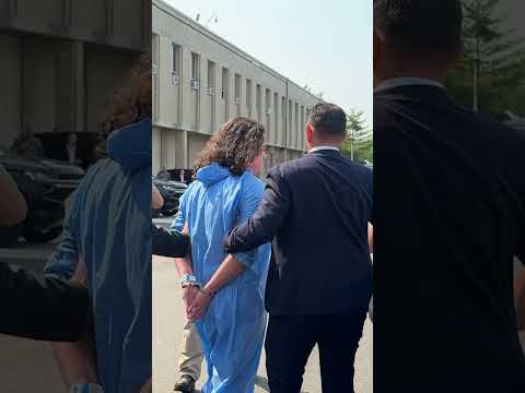 Joseph Horner Escorted From Nassau Police Headquarters Following Murder Charges #shorts