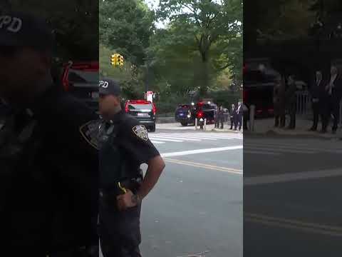 Trump Motocade Arrives at Gracie Mansion Ahead of Meeting With Mayor Zohran Mamdani #shorts