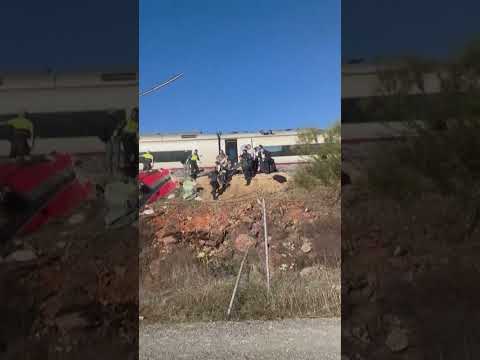 Passengers Scramble to Evacuate Train After Deadly Spain Crash #shorts